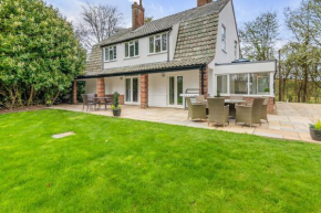 Wayside House - 6-bed House in Cromer with Garden and Parking